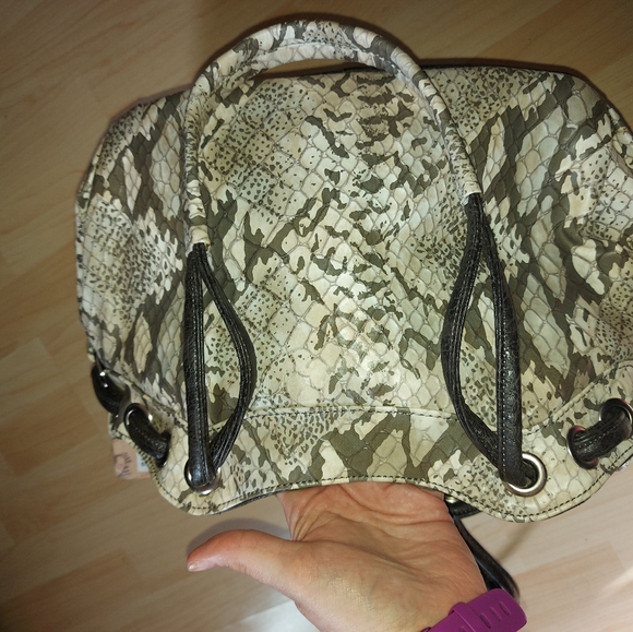 Backbone Faux Snake Leather Pet Purse - Picture 7 of 12